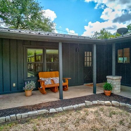 Relaxing Alpaca Ranch Mins From Downtown Wimberley Villa Bagian luar foto